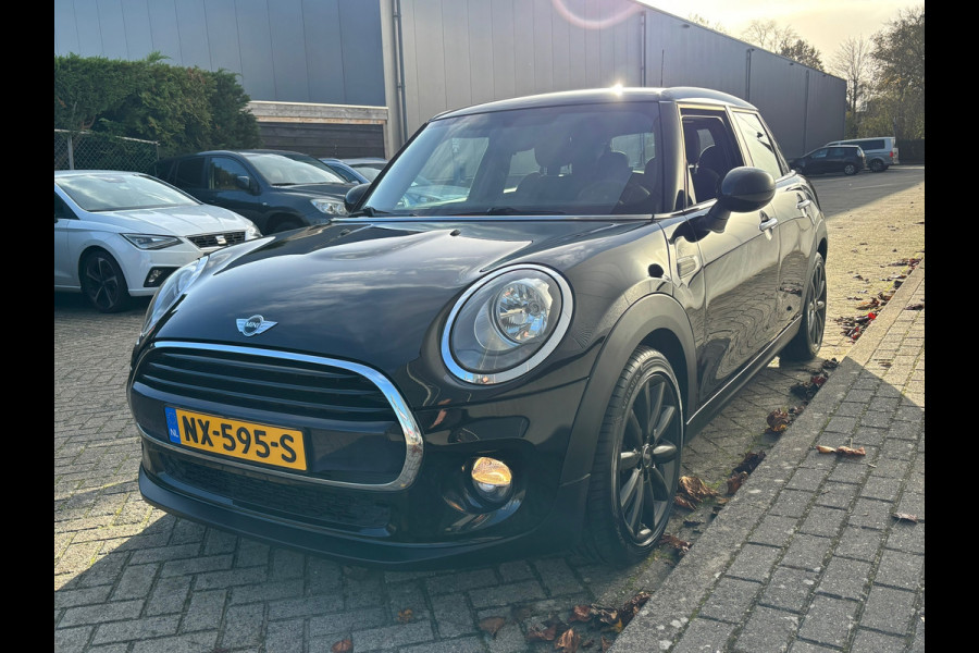 MINI Mini 1.5 Cooper Business