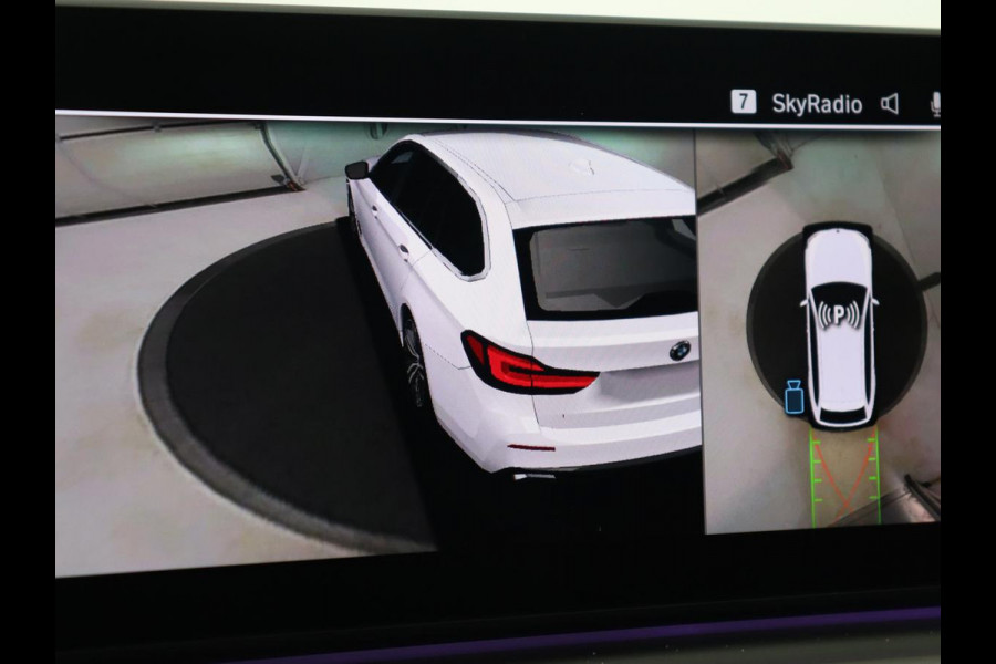 BMW 5 Serie 530e xDrive High Executive | Head-Up | Leder | Adaptive cruise | Stoelverwarming | 360 Camera | Harman/Kardon | Carplay | Live Cockpit | Laserlicht | Navigatie | Parkeerhulp | PHEV | Plug In