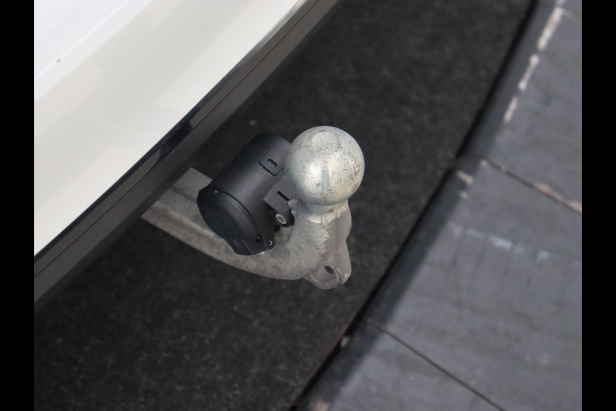 BMW 5 Serie 530e xDrive High Executive | Head-Up | Leder | Adaptive cruise | Stoelverwarming | 360 Camera | Harman/Kardon | Carplay | Live Cockpit | Laserlicht | Navigatie | Parkeerhulp | PHEV | Plug In