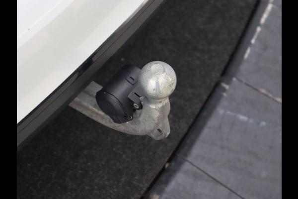 BMW 5 Serie 530e xDrive High Executive | Head-Up | Leder | Adaptive cruise | Stoelverwarming | 360 Camera | Harman/Kardon | Carplay | Live Cockpit | Laserlicht | Navigatie | Parkeerhulp | PHEV | Plug In