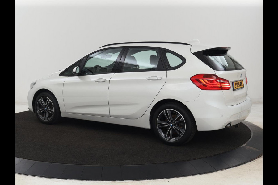 BMW 2 Serie Active Tourer 218i High Executive | Leder | Stoelverwarming | Harman/Kardon | Trekhaak | Navigatie | Full LED | Climate control | Parkeerhulp | Cruise control