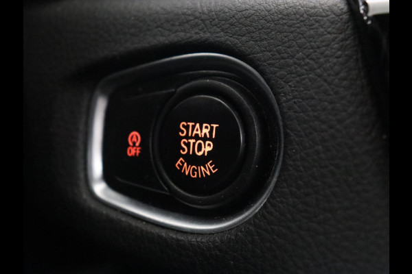 BMW 2 Serie Active Tourer 218i High Executive | Leder | Stoelverwarming | Harman/Kardon | Trekhaak | Navigatie | Full LED | Climate control | Parkeerhulp | Cruise control