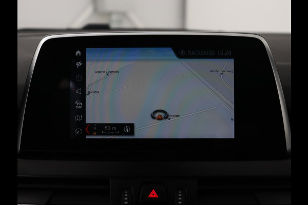 BMW 2 Serie Active Tourer 218i High Executive | Leder | Stoelverwarming | Harman/Kardon | Trekhaak | Navigatie | Full LED | Climate control | Parkeerhulp | Cruise control