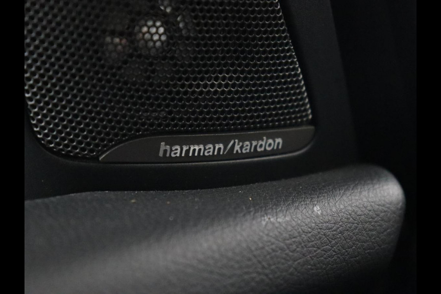 BMW 2 Serie Active Tourer 218i High Executive | Leder | Stoelverwarming | Harman/Kardon | Trekhaak | Navigatie | Full LED | Climate control | Parkeerhulp | Cruise control