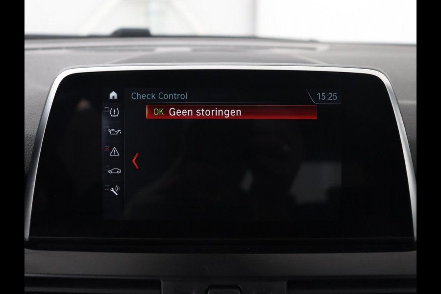 BMW 2 Serie Active Tourer 218i High Executive | Leder | Stoelverwarming | Harman/Kardon | Trekhaak | Navigatie | Full LED | Climate control | Parkeerhulp | Cruise control