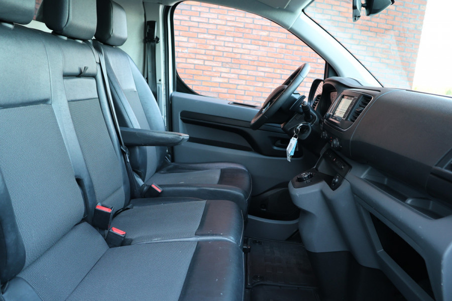 Peugeot Expert 2.0 BlueHDI 180 Premium Pack 177 PK | 3-Zitter | CarPlay | Camera | Dodehoek detector | Airco | Trekhaak | Imperiaal | Lederen bekleding | Nieuwe APK | NAP Logisch