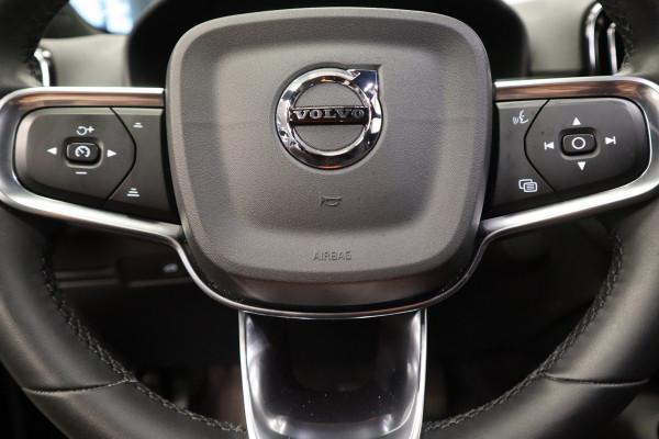 Volvo XC40 Single Motor Extended Range Plus 82 kWh ACC 20'' PDC Keyless Entry/Go