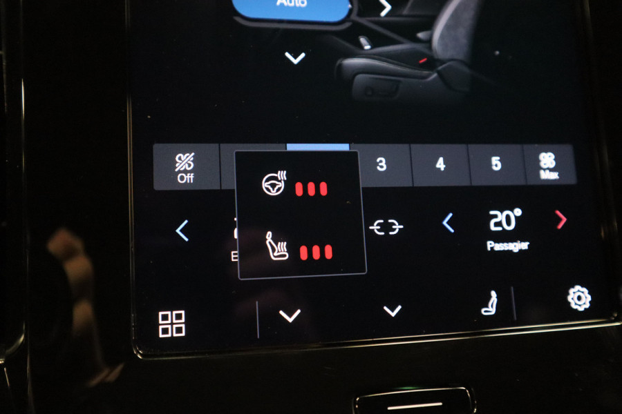 Volvo XC40 Single Motor Extended Range Plus 82 kWh ACC 20'' PDC Keyless Entry/Go