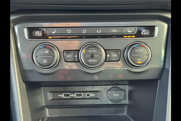 Volkswagen Tiguan 1.4 TSI 4Motion Highline Business R Automaat LED Clima Cruise Apple / Android Elektrisch bedienbaar panoramadak