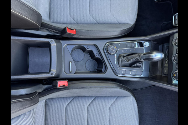 Volkswagen Tiguan 1.4 TSI 4Motion Highline Business R Automaat LED Clima Cruise Apple / Android Elektrisch bedienbaar panoramadak