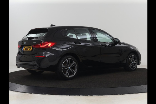 BMW 1-serie 118i Executive | Sport Line | Carplay | Sportstoelen | Full LED | Live Cockpit | Navigatie | Climate control | Parkeerhulp | Cruise control