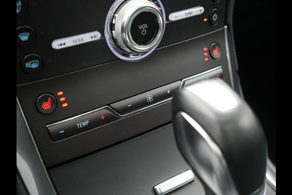 Ford Galaxy 2.0 Titanium 7-Persoons 241pk Dealer O.H. | Trekhaak Afn. | Panodak | Adaptive Cruise | Camera | Alcantara Sportstoelen Memory & Vewarmd | LED Koplampen | Keyless | Blis | Navigatie | DAB |