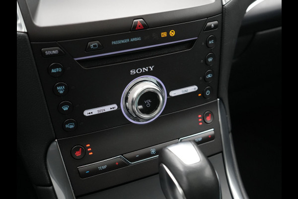 Ford Galaxy 2.0 Titanium 7-Persoons 241pk Dealer O.H. | Trekhaak Afn. | Panodak | Adaptive Cruise | Camera | Alcantara Sportstoelen Memory & Vewarmd | LED Koplampen | Keyless | Blis | Navigatie | DAB |