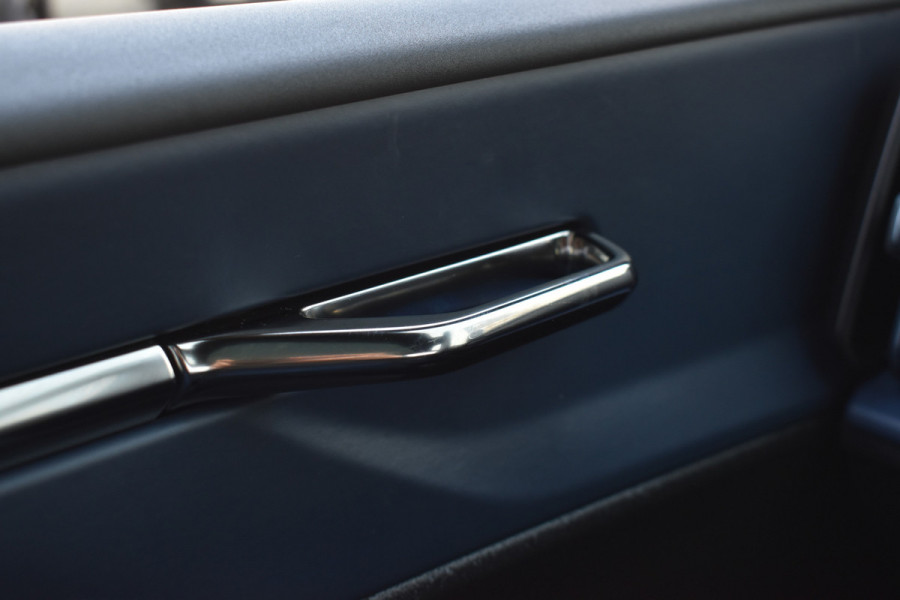 Volvo EX30 Twin Motor Performance 428PK Ultra 69 kWh | SoH 98,5% | 20'' Heico | Panodak | 1e eigenaar | 360 Camera | Stoelverwarming