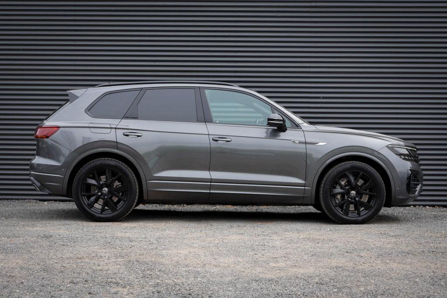 Volkswagen Touareg 3.0 TSi 4MOTION R / Pano / Luchtvering / Incl BTW / ACC