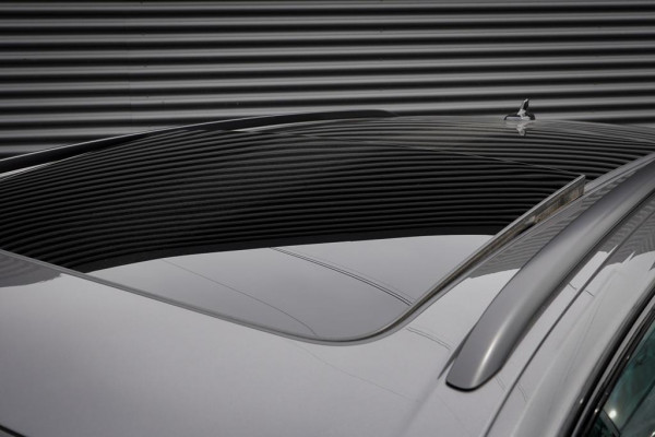 Volkswagen Touareg 3.0 TSi 4MOTION R / Pano / Luchtvering / Incl BTW / ACC