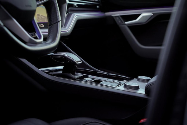 Volkswagen Touareg 3.0 TSi 4MOTION R / Pano / Luchtvering / Incl BTW / ACC