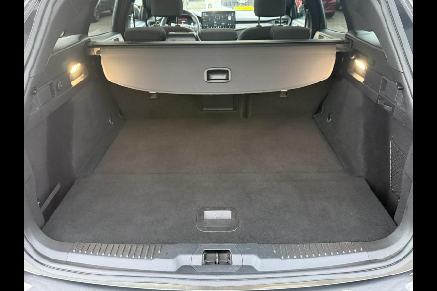 Ford FOCUS Wagon 1.0 EcoBoost Hybrid ST Line X 155pk | Trekhaak afneembaar | Panoramadak | Bang&Olufsen | Adaptive cruise control | Winter Pack | All season banden | Camera