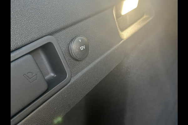 Ford FOCUS Wagon 1.0 EcoBoost Hybrid ST Line X 155pk | Trekhaak afneembaar | Panoramadak | Bang&Olufsen | Adaptive cruise control | Winter Pack | All season banden | Camera