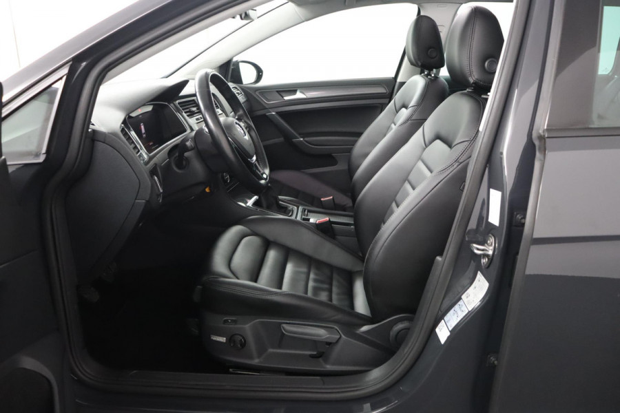 Volkswagen GOLF Variant 1.5 TSI Comfortline Business|Pano|LED|Stoelverwarming