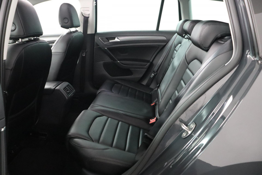 Volkswagen GOLF Variant 1.5 TSI Comfortline Business|Pano|LED|Stoelverwarming