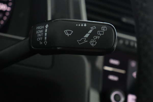 Volkswagen GOLF Variant 1.5 TSI Comfortline Business|Pano|LED|Stoelverwarming