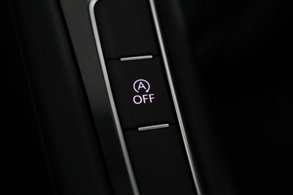 Volkswagen GOLF Variant 1.5 TSI Comfortline Business|Pano|LED|Stoelverwarming