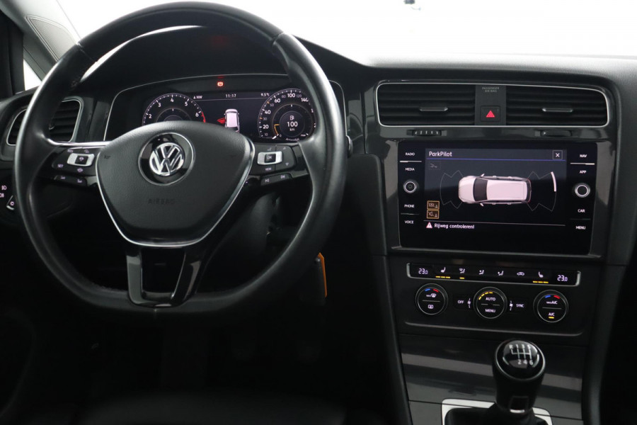 Volkswagen GOLF Variant 1.5 TSI Comfortline Business|Pano|LED|Stoelverwarming
