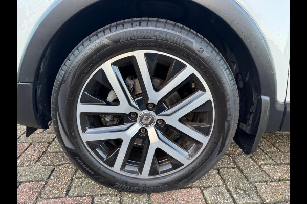 Renault Captur TCe 150 EDC Version S Trekhaak / Alcantara bekleding / Navi / P-sensor + camera / Full LED