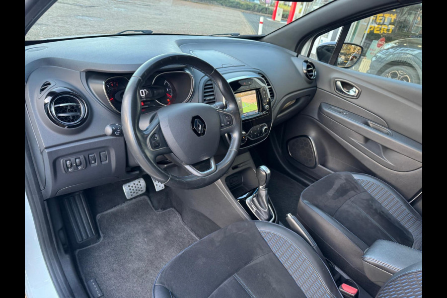 Renault Captur TCe 150 EDC Version S Trekhaak / Alcantara bekleding / Navi / P-sensor + camera / Full LED