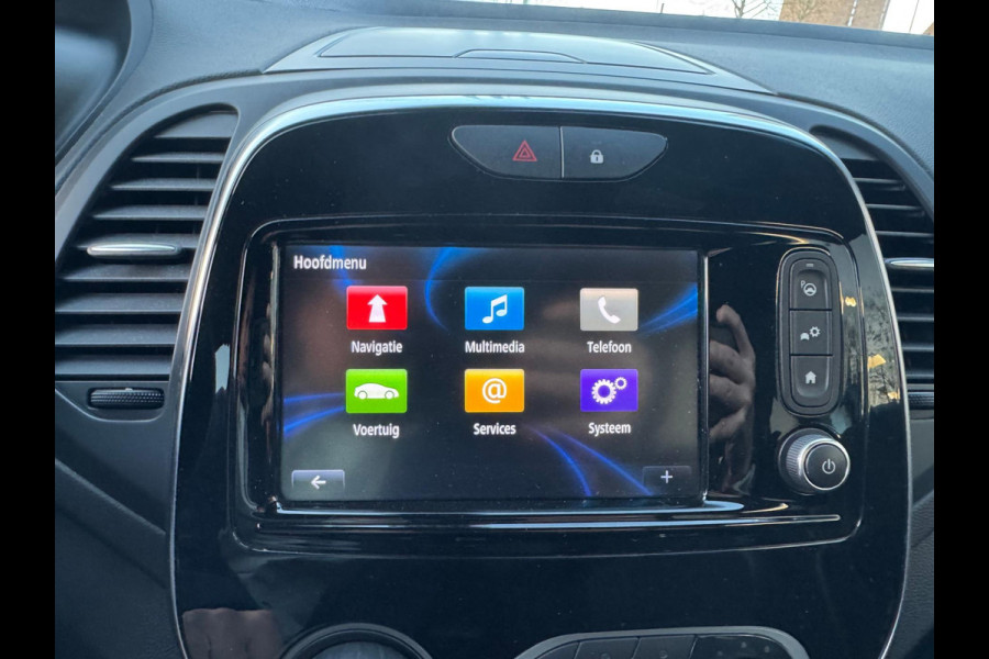 Renault Captur TCe 150 EDC Version S Trekhaak / Alcantara bekleding / Navi / P-sensor + camera / Full LED