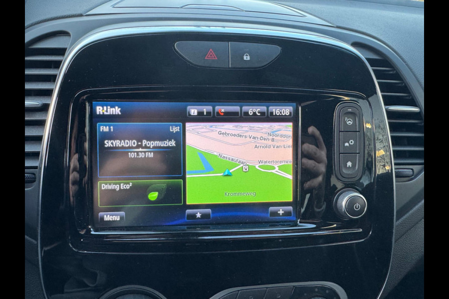 Renault Captur TCe 150 EDC Version S Trekhaak / Alcantara bekleding / Navi / P-sensor + camera / Full LED