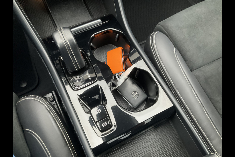 Volvo XC40 1.5 T5 262pk Recharge Inscription Pano.dak Leer HK Camera Stoel.Stuurverw. PHEV