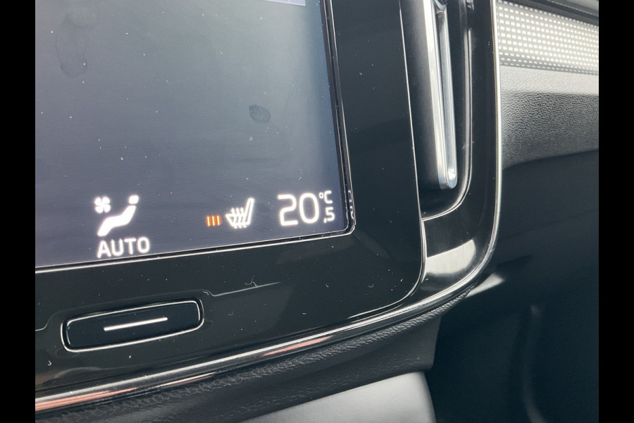 Volvo XC40 1.5 T5 262pk Recharge Inscription Pano.dak Leer HK Camera Stoel.Stuurverw. PHEV