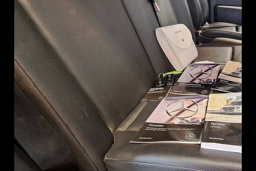 Mercedes-Benz Sprinter 315 L3H2 Mbux + Navi Automaat Airco Camera 3-Zits/ Leer 1e Eigenaar Euro6!