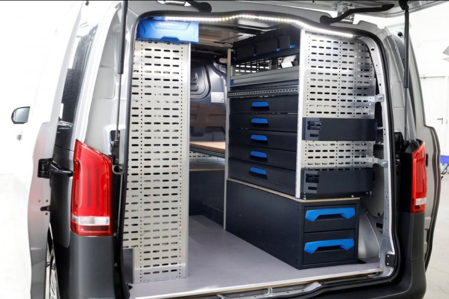 Mercedes-Benz Vito 114 CDI 136pk Compact 9G Automaat 2x Schuifdeur/LED/Camera/Inrichting 07-2022