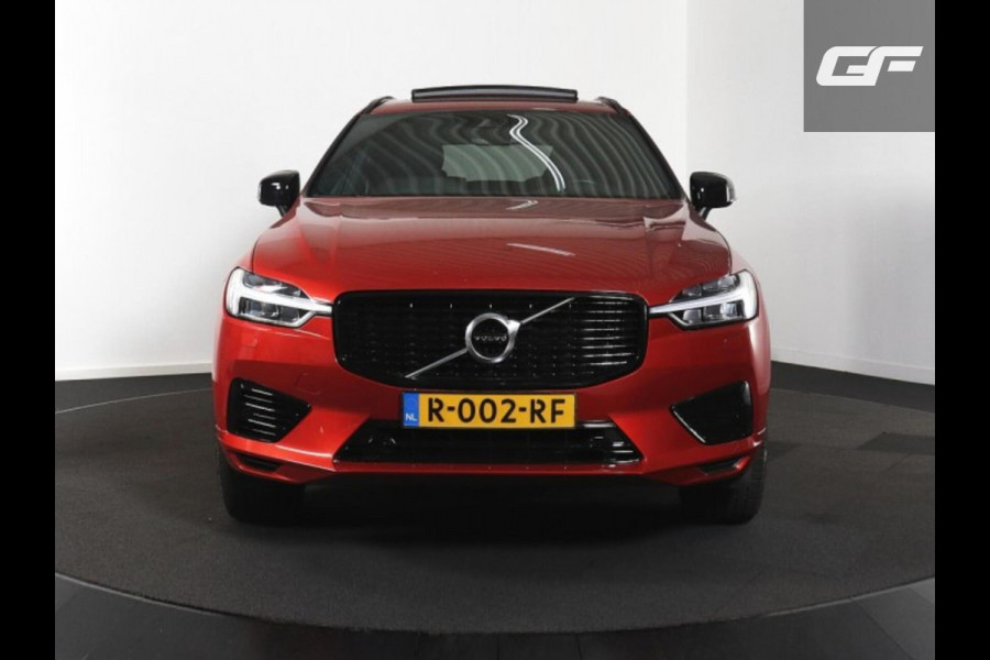 Volvo XC60 2.0 Recharge T6 AWD R-Design Pano H/K HUD Trekh.