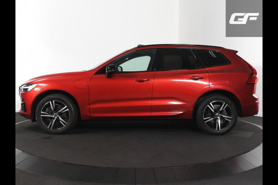 Volvo XC60 2.0 Recharge T6 AWD R-Design Pano H/K HUD Trekh.