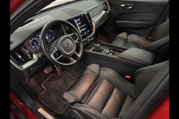Volvo XC60 2.0 Recharge T6 AWD R-Design Pano H/K HUD Trekh.
