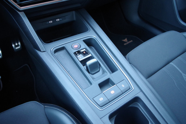 CUPRA Leon 1.4 e-Hybrid 204 PK Performance PHEV, Panoramadak, Kuipstoelen, Adap. Cruise Control