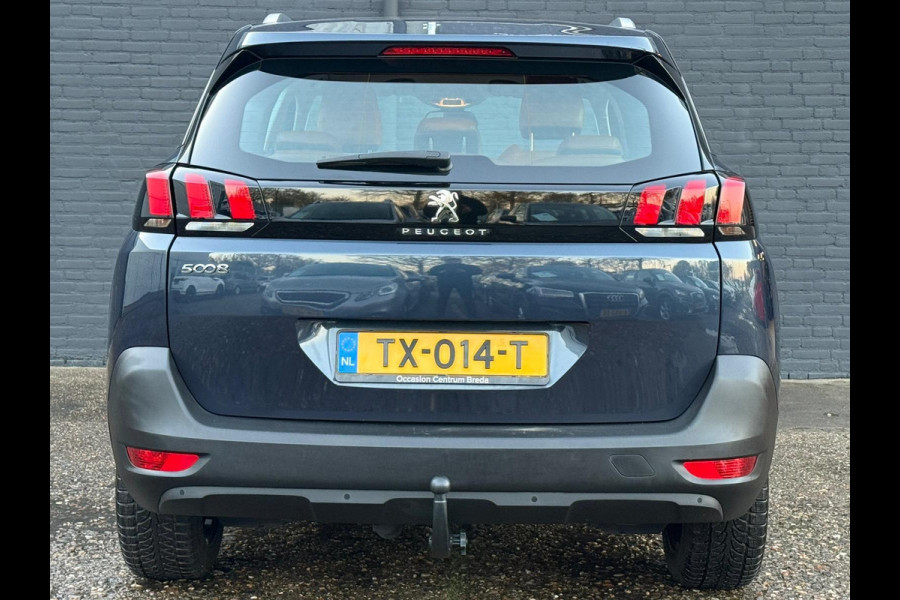 Peugeot 5008 1.2 PureTech Blue Lease Executive CARPLAY | PDC | LEDER |TREKHAAK | AIRCO | NWE APK