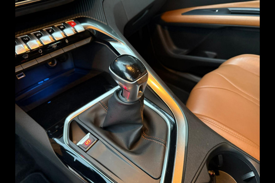 Peugeot 5008 1.2 PureTech Blue Lease Executive CARPLAY | PDC | LEDER |TREKHAAK | AIRCO | NWE APK