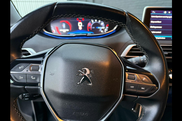 Peugeot 5008 1.2 PureTech Blue Lease Executive CARPLAY | PDC | LEDER |TREKHAAK | AIRCO | NWE APK