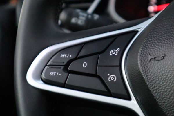 Renault Clio 1.0 TCe 90 Equilibre | Carplay | Cruise control |