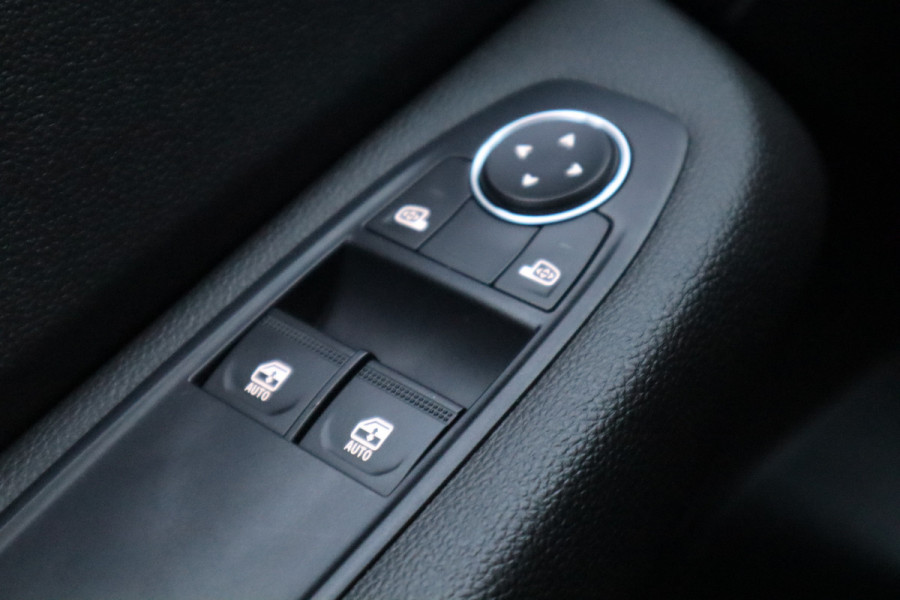 Renault Clio 1.0 TCe 90 Equilibre | Carplay | Cruise control |