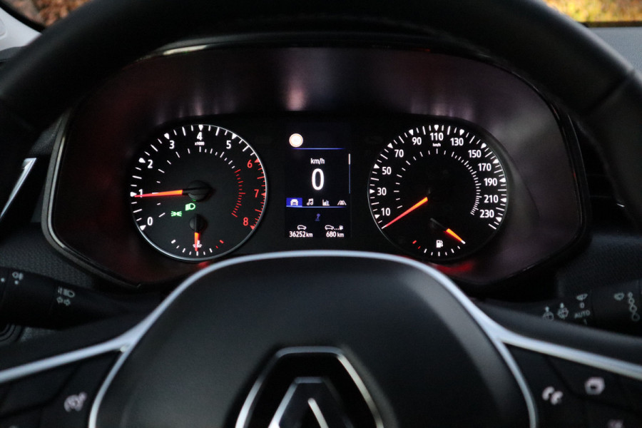 Renault Clio 1.0 TCe 90 Equilibre | Carplay | Cruise control |