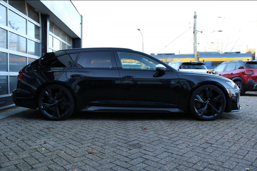 Audi A6 Avant RS 6 TFSI quattro/Keramische/Pano/B&O/Head-up/Carbon