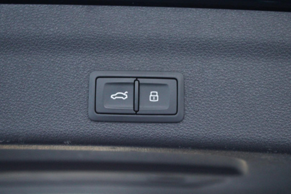 Audi A6 Avant RS 6 TFSI quattro/Keramische/Pano/B&O/Head-up/Carbon