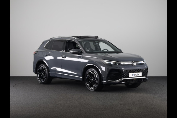 Volkswagen Tiguan 1.5 eHybrid R-Line Edition 204 PK PHEV | Panorama dak | Comfort pakket | Navigatie | Parkeer camera |