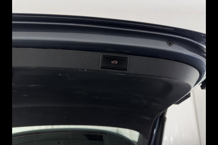 Škoda Octavia Combi 1.4 TSI iV PHEV Business Edition (INCL.BTW) *FULL-LED | DIGI-COCKPIT | NAVI-FULLMAP | COMFORT-SEATS | KEYLESS | ECC | PDC | CRUISE | 18''ALU*